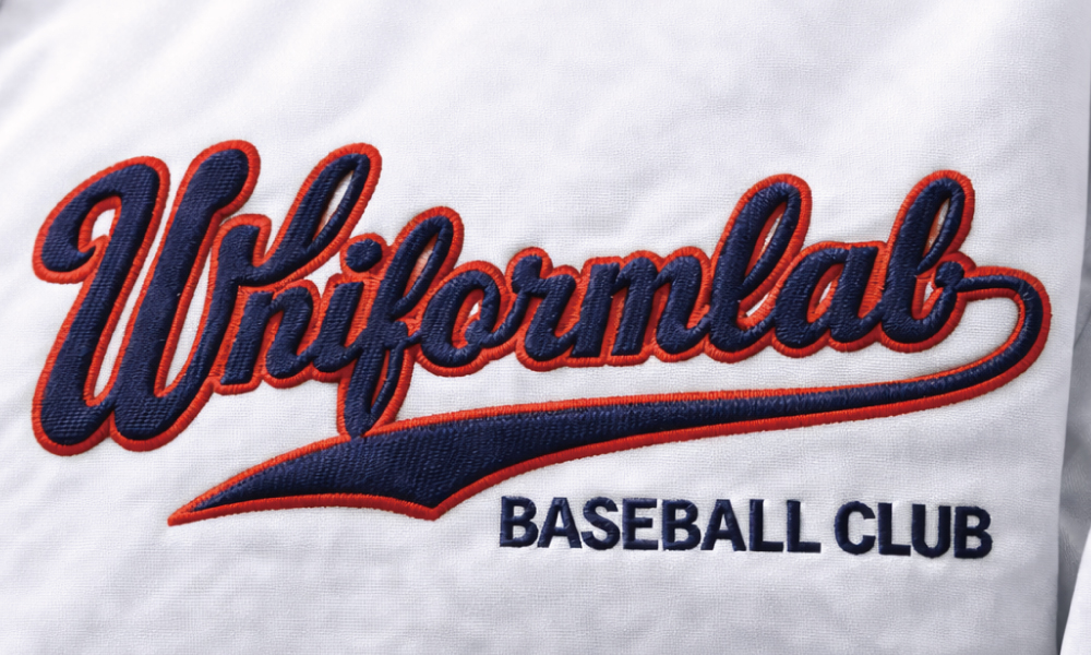 片胸:W直刺繍2段